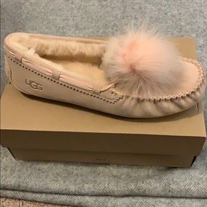 UGG Dakota Pom Pom Slipper